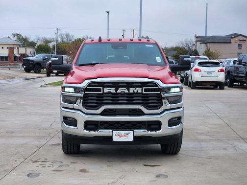 2026 RAM 3500 Lone Star Crew Cab 4x4 6'4' Box