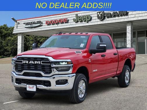 Flame Red Clearcoat 2026 RAM 3500 Lone Star Crew Cab 4x4 6'4' Box