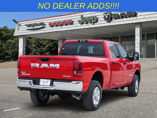 Flame Red Clearcoat 2026 RAM 3500 Lone Star Crew Cab 4x4 6'4' Box