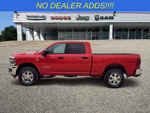 Flame Red Clearcoat 2026 RAM 3500 Lone Star Crew Cab 4x4 6'4' Box