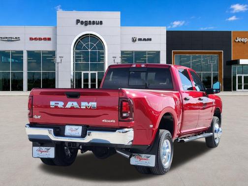 Molten Red Pearlcoat 2026 RAM 3500 Tradesman Crew Cab 4x4 8' Box