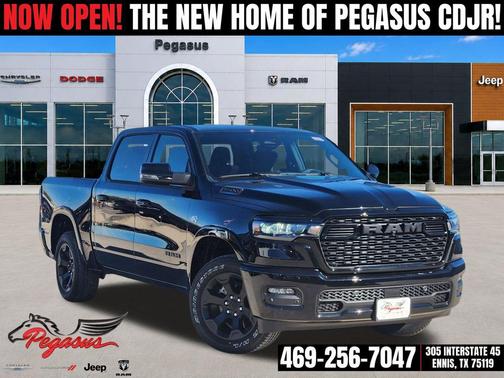 Diamond Black Crystal Pearlcoat 2026 RAM 1500 Big Horn/Lone Star