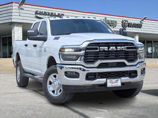 2025 RAM 2500 Tradesman Crew Cab 4x4 6'4' Box