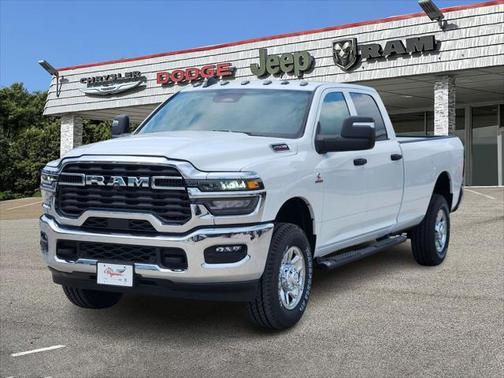 2025 RAM 2500 Tradesman Crew Cab 4x4 8' Box