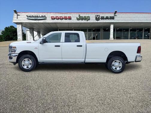 2025 RAM 2500 Tradesman Crew Cab 4x4 8' Box