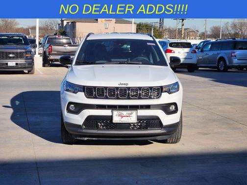 Bright White Clearcoat 2026 Jeep Compass Latitude