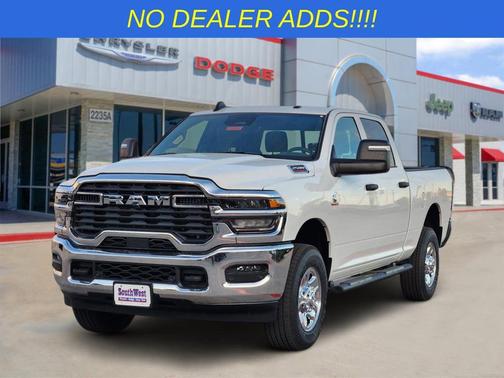 Bright White Clearcoat 2026 RAM 2500 Tradesman Crew Cab 4x4 6'4' Box