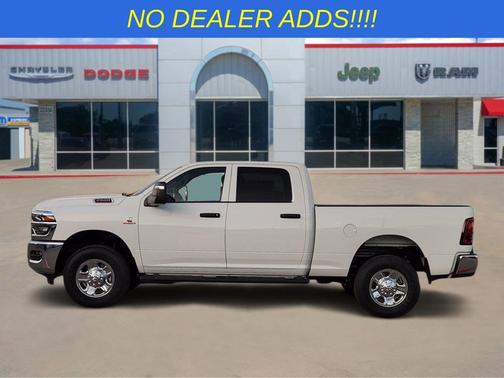 Bright White Clearcoat 2026 RAM 2500 Tradesman Crew Cab 4x4 6'4' Box