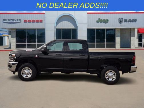 Diamond Black Crystal Pearlcoat 2026 RAM 2500 Tradesman Crew Cab 4x4 6'4' Box
