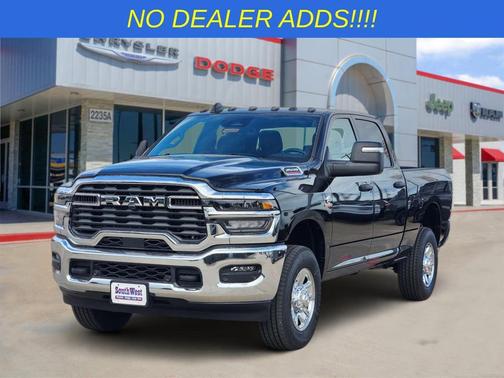 Diamond Black Crystal Pearlcoat 2026 RAM 2500 Tradesman Crew Cab 4x4 6'4' Box