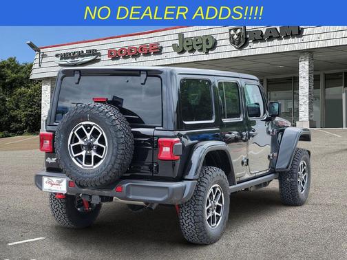 Black Clearcoat 2026 Jeep Wrangler Rubicon