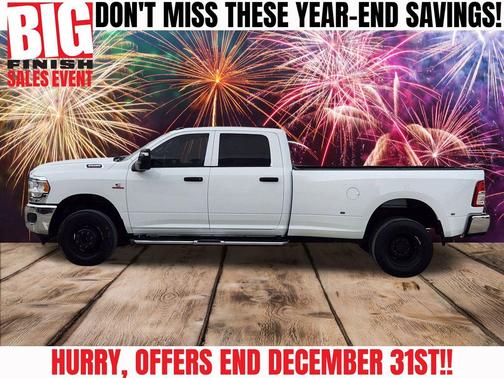 2024 RAM 3500 Tradesman Crew Cab 4x4 8' Box