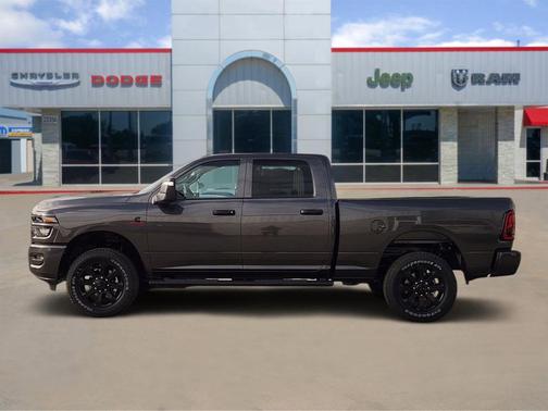 2026 RAM 2500 Black Express Crew Cab 4x4 6'4' Box