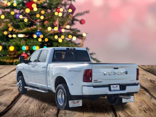 2025 RAM 3500 Laramie Crew Cab 4x4 8' Box