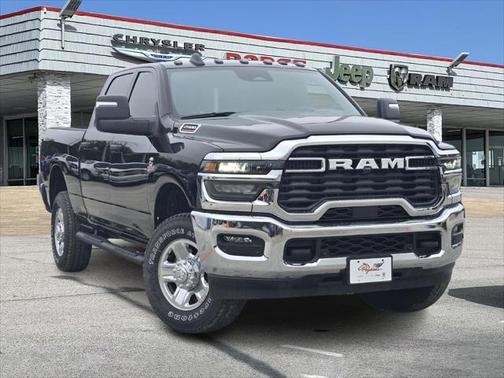 2025 RAM 2500 Tradesman Crew Cab 4x4 6'4' Box