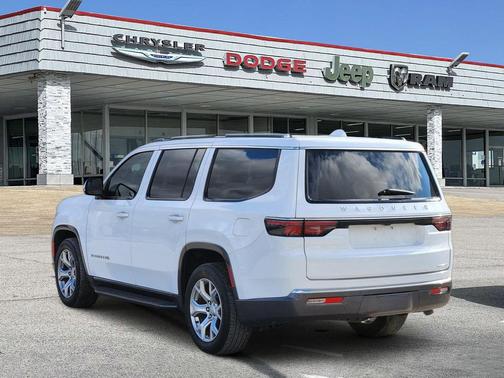 2022 Jeep Wagoneer Series II 4x2