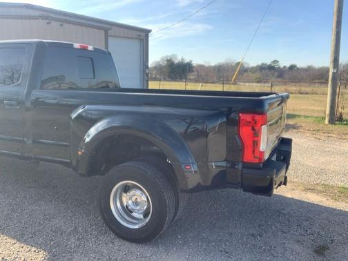 2017 Ford F-350 Lariat