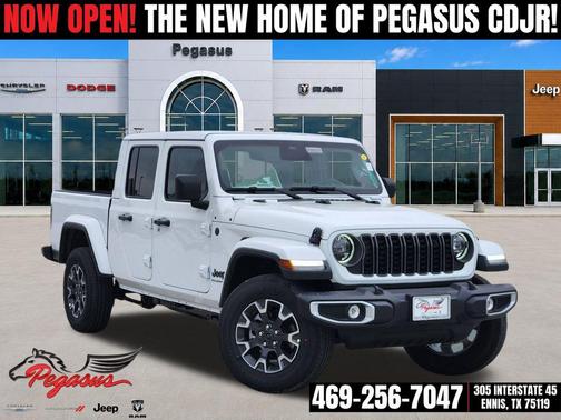 Bright White Clearcoat 2026 Jeep Gladiator Sahara 4x4