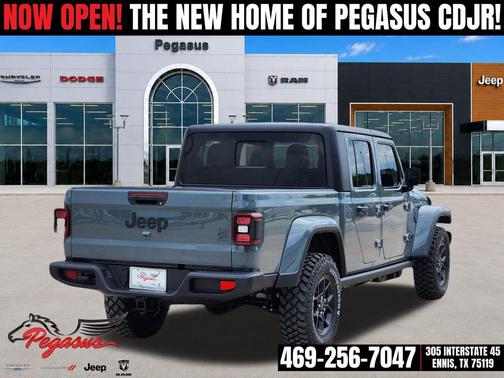 Anvil Clearcoat 2026 Jeep Gladiator Willys 4x4