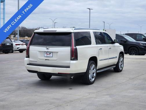 2015 Cadillac Escalade ESV Luxury