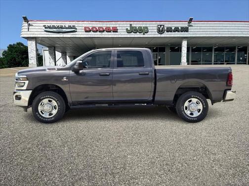 2025 RAM 2500 Tradesman Crew Cab 4x4 6'4' Box