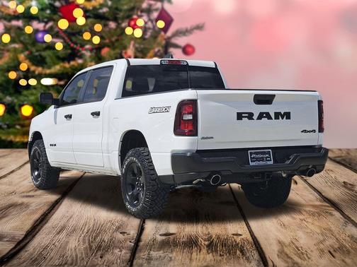 2026 RAM 1500 Warlock Crew Cab 4x4 5'7' Box