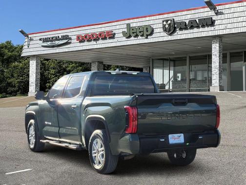 2022 Toyota Tundra SR5