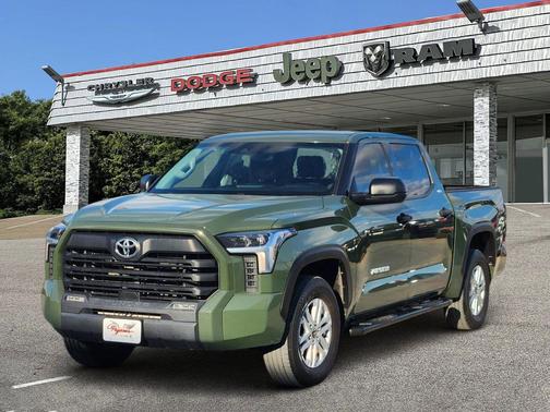 2022 Toyota Tundra SR5