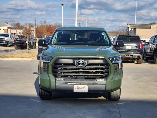 2022 Toyota Tundra SR5