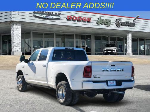 Bright White Clearcoat 2026 RAM 3500 Laramie Crew Cab 4x4 8' Box