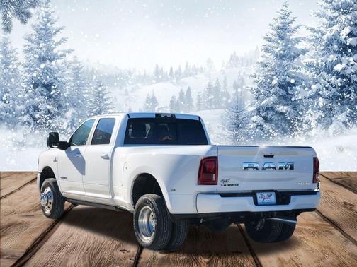 2026 RAM 3500 Laramie Crew Cab 4x4 8' Box