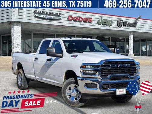 2026 RAM 2500 Tradesman Crew Cab 4x4 8' Box