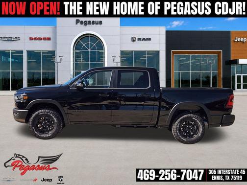 Diamond Black Crystal Pearlcoat 2026 RAM 1500 Rebel