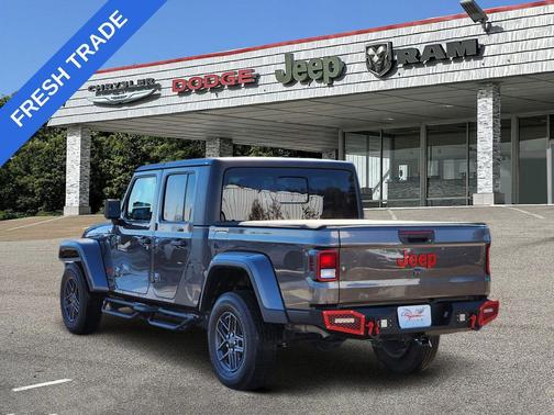 2024 Jeep Gladiator Sport S