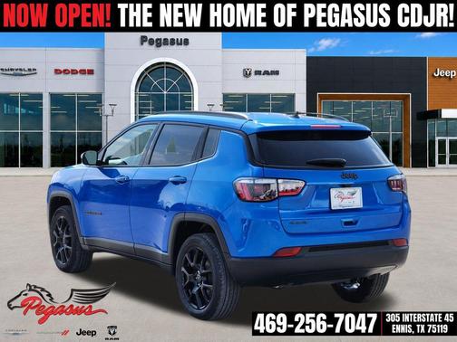 Hydro Blue Pearlcoat 2026 Jeep Compass Latitude