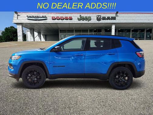 Hydro Blue Pearlcoat 2026 Jeep Compass Latitude