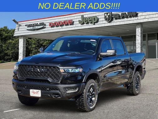 Diamond Black Crystal Pearlcoat 2026 RAM 1500 Rebel