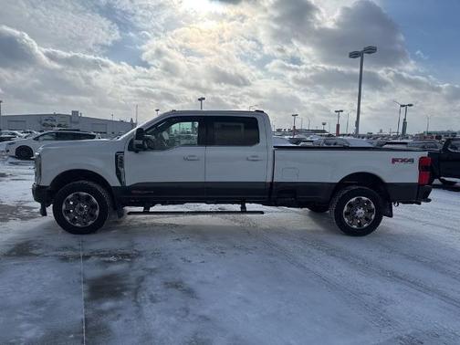 2024 Ford F-350 KING RANCH