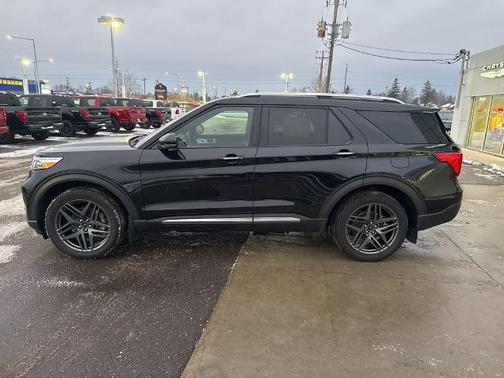 2024 Ford Explorer PLATINUM