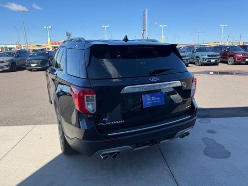 AGATE BLACK METALLIC 2021 Ford Explorer PLATINUM