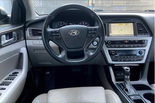 2015 Hyundai SONATA Limited