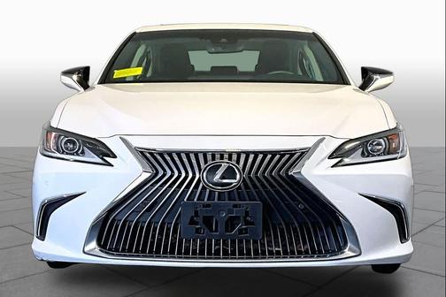 Eminent White Pearl 2021 Lexus ES 250 Base