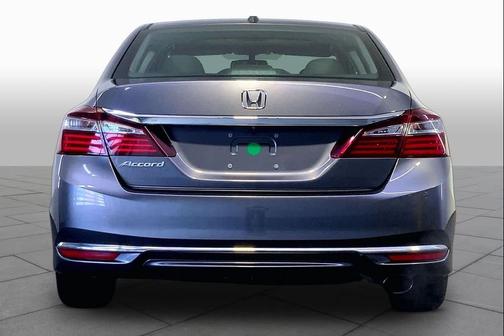 Modern Steel Metallic 2017 Honda Accord EX-L