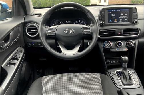 2020 Hyundai KONA SEL Plus