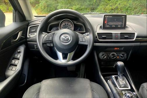 2016 Mazda Mazda3 i Sport