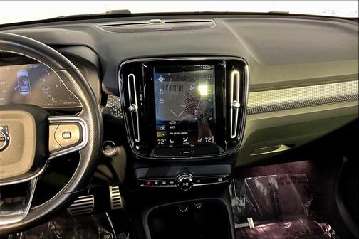2021 Volvo XC40 T5 R-Design