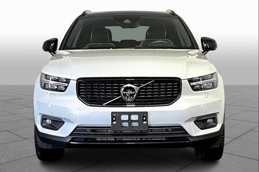2021 Volvo XC40 T5 R-Design