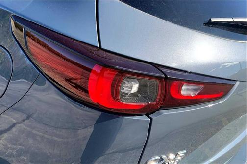 2025 Mazda CX-5 Carbon Edition