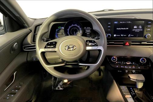 2023 Hyundai ELANTRA HEV Blue