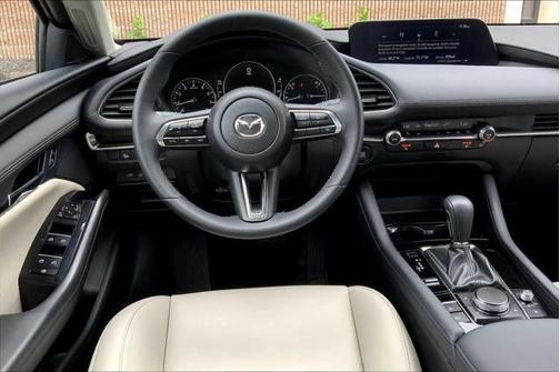 2024 Mazda Mazda3 FWD w/Preferred Package